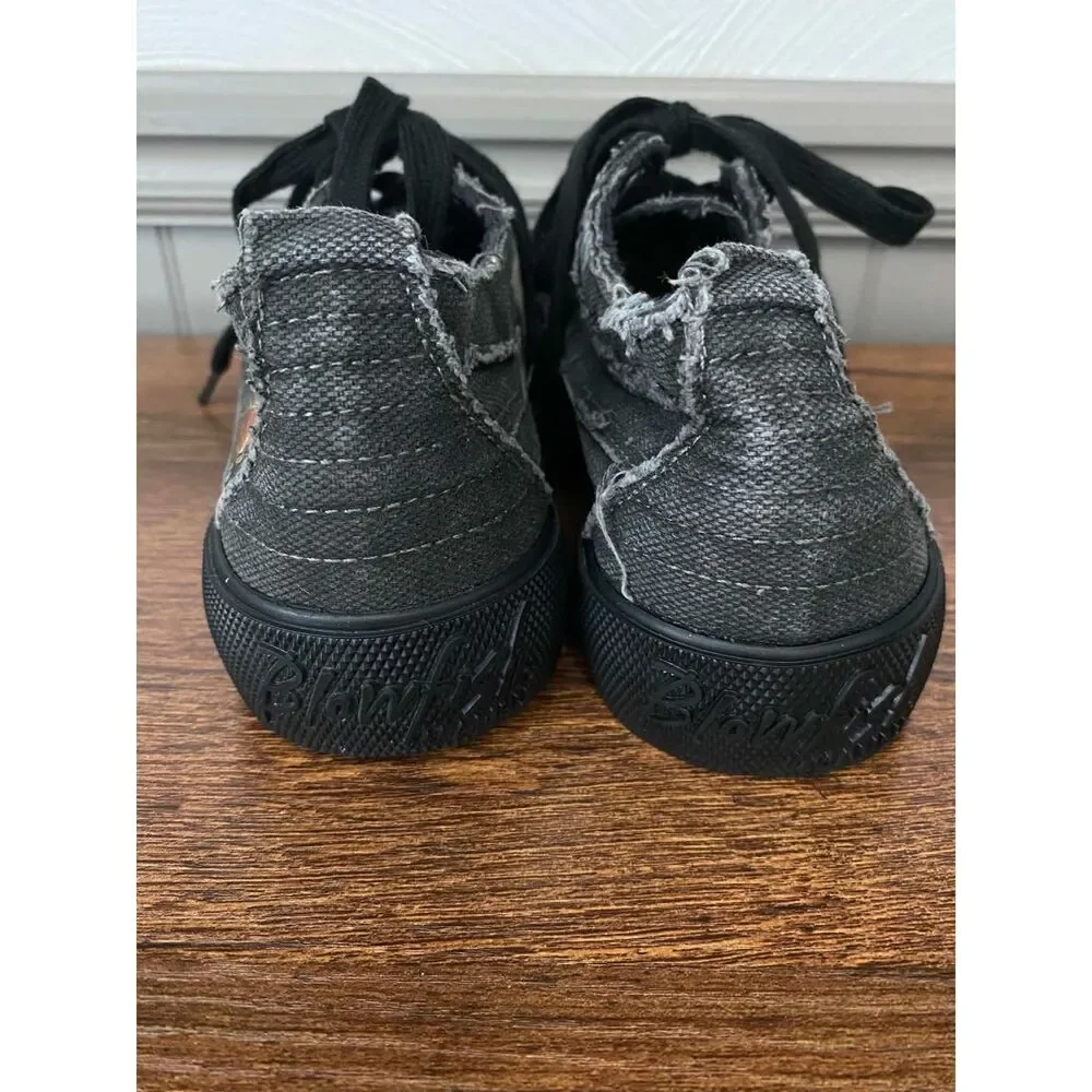 Blowfish Women’s 6.5 Black Distressed Canvas Lace-Up Sneakers